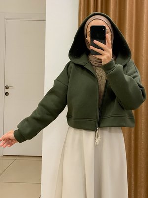 Iplik Kapüşonlu Crop Hırka