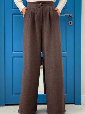 Fermuarlı Cep Detaylı Kaşe Pantolon Kahverengi