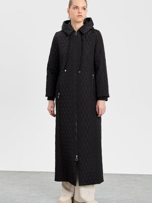 Kapüşonlu Kapitone Manto Siyah