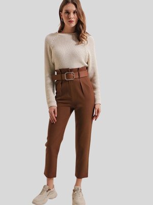 Kahve Kalın Kemerli Kumaş Pantolon Kahve Kalın Kemerli Kumaş Pantolon