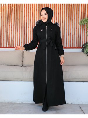 Özaltay Tam Boy Kapşonlu Göğsü Süs Cepli Kuşaklı Kadın Büyük Beden Kaşe Kaban Özaltay Tam Boy Kapşonlu Göğsü Süs Cepli Kuşaklı Kadın Büyük Beden Kaşe Kaban