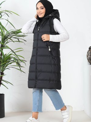 Siyah Kapüşonlu Fermuarlı Astarlı Şişme Yelek Siyah Kapüşonlu Fermuarlı Astarlı Şişme Yelek