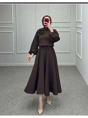 Takım Etek Bluz Bronş Detay