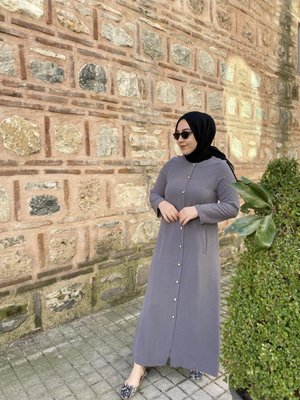 Sade Günlük Cepli Düğmeli Tam Boy Ferace