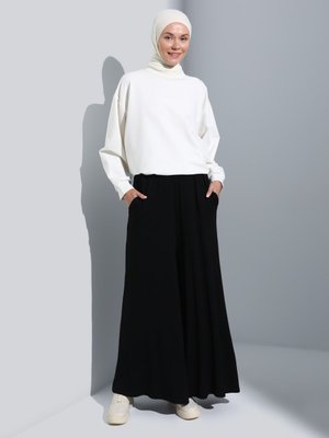 Siyah Viskon Kumaştan Beli Lastikli Pantolon Siyah Viskon Kumaştan Beli Lastikli Pantolon