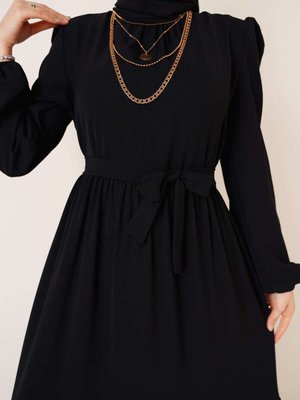 Yakası Büzgü Detaylı Ayrobin Elbise