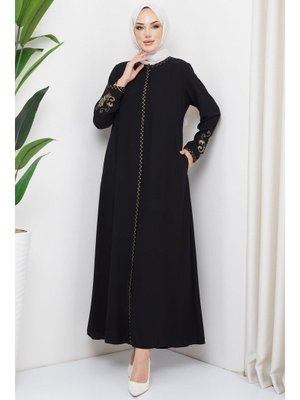 Siyah Nakışlı Büyük Beden Ferace