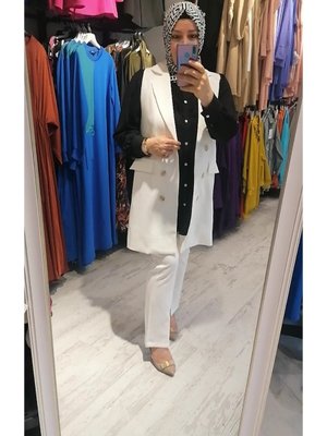 Diz Üstü Kruvaze Yaka Şık Yelek Diz Üstü Kruvaze Yaka Şık Yelek