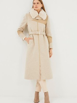 Kürk Yaka Bej Kaban