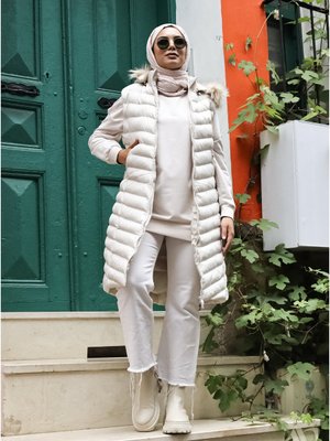 Kürklü Kapüşonlu Uzun Şişme Yelek