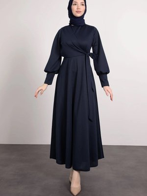 Kemer Bağlama Detaylı Elbise Kemer Bağlama Detaylı Elbise