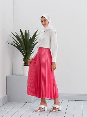 Saten Görünümlü Piliseli Uzun Etek