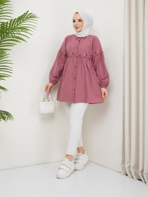 Çiçek Nakışlı Kolları Fırfır Detaylı Tunik