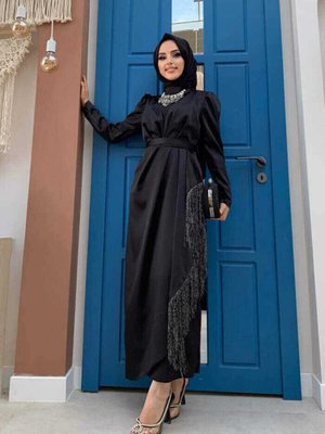 Etek Püskül Detay Kemer Aksesuarlı Saten Abiye Elbise Siyah