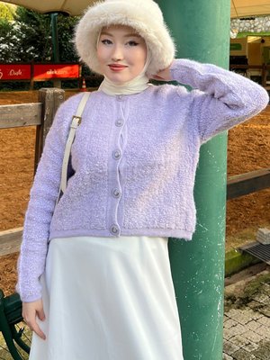 Lila Peluş Hırka & Beyaz Krep Kloş Etek Takım