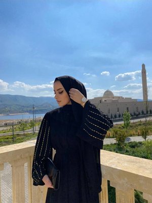 Kolları Taş Detaylı Abaya Ferace