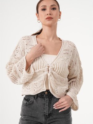 Kabartma Desenli Pon Ponlu Hırka Krem