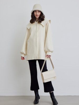 Geniş Yakalı Kuşaklı Kaban Ekru