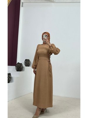 Yandan Biye Bağcıklı Sofya Keten Elbise Yandan Biye Bağcıklı Sofya Keten Elbise
