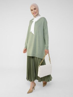 Yakası Fırfırlı Triko Tunik Nil Yeşili