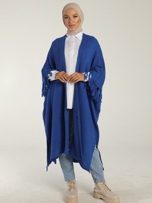 Kadın Rahat Kalıp Jakarlı Püsküllü Çelik Örgü Hırka