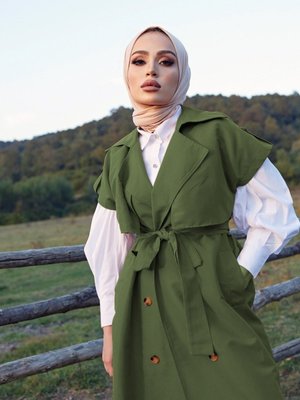 Kolsuz Oversize Kuşaklı Trençkot Haki