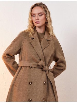 Premıum Yün Kruvaze Düğmeli Kuşaklı Kaban Premıum Yün Kruvaze Düğmeli Kuşaklı Kaban