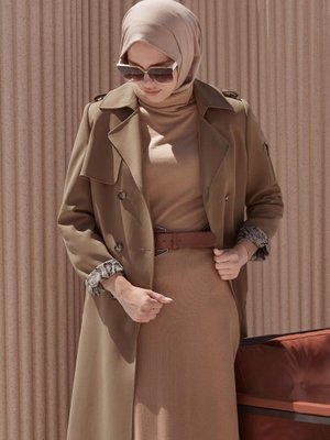 Kruvaze Yaka Düğmeli Trençkot