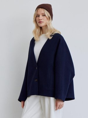 Lacivert Milana Kaşe Ceket Lacivert Milana Kaşe Ceket