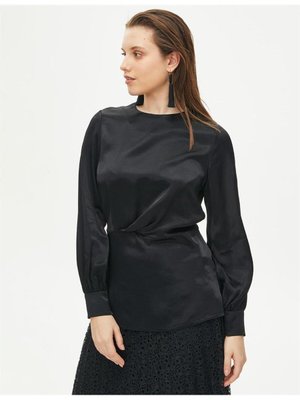 Bilekleri Büzgülü Fermuarlı Siyah Bluz