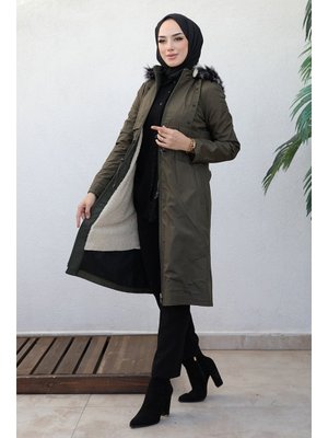 Haki Bige Yıldız Detaylı Büzgülü İçi Kürklü Mont