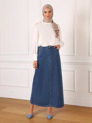 Mavi Doğal Kumaşlı Cep Detaylı Kot Etek