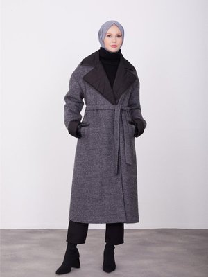 Yakası Yağmurluk Garnili Kaban Antrasit