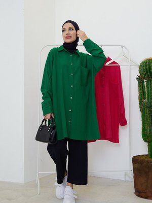 Yırtmaç Detay Cepli Büyük Beden Tunik Zümrüt Yeşili Yırtmaç Detay Cepli Büyük Beden Tunik Zümrüt Yeşili