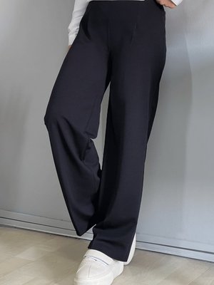 Bol Paça Beli Lastikli Pantolon Siyah Bol Paça Beli Lastikli Pantolon Siyah