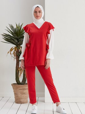 Kol Büzgülü Belden Kuşaklı İkili Takım Kırmızı Kol Büzgülü Belden Kuşaklı İkili Takım Kırmızı