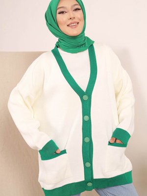Krem Yeşil Düğmeli Cepli Triko Hırka