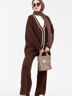 Şerit Desenli İkili Triko Takım Kahverengi Şerit Desenli İkili Triko Takım Kahverengi