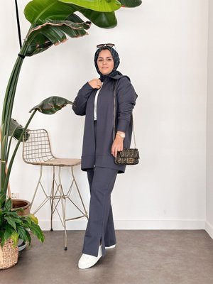 Deniz Yaka Cepli Takım Gri Deniz Yaka Cepli Takım Gri