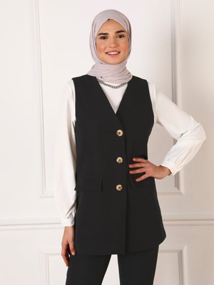 Siyah Düğme Ve Cep Detaylı Şık Yelek