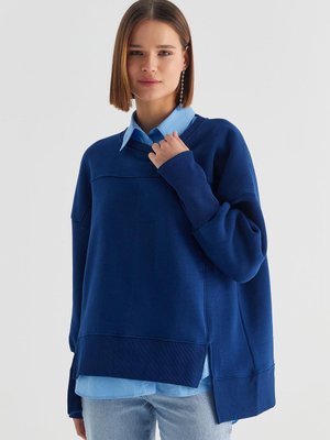 Yırtmaç Detaylı Oversize Sweatshirt Lacivert Yırtmaç Detaylı Oversize Sweatshirt Lacivert