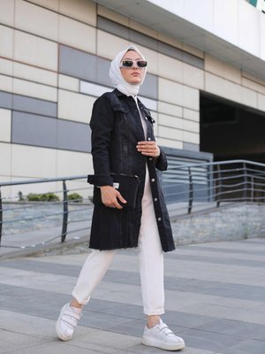 Siyah Altı Püsküllü Kot Ceket Siyah Altı Püsküllü Kot Ceket