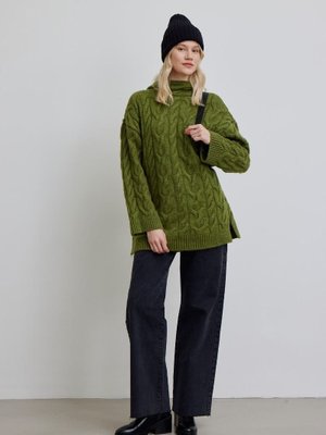 Yeşil Kapüşonlu Saç Örgülü Kazak Yeşil Kapüşonlu Saç Örgülü Kazak