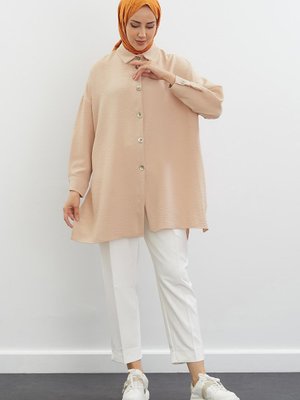 Yırtmaçlı Oversize Gömlek Bej Yırtmaçlı Oversize Gömlek Bej