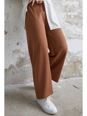 Taba Beli Kuşaklı Bol Scuba Pantolon Taba Beli Kuşaklı Bol Scuba Pantolon