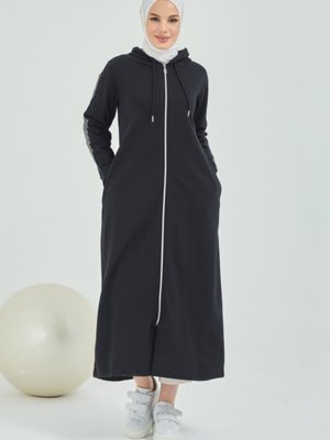 Önden Fermarlı Kapüşonlu Spor Ferace Siyah