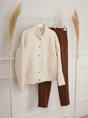 Kısa Buklet Ceket Kısa Buklet Ceket