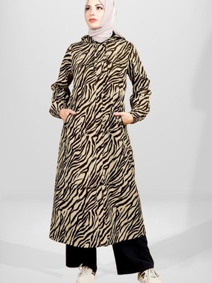 Kapüşonlu Siyah Bej Yağmurluk