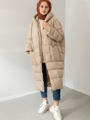 Kapüşonlu Uzun Oversize Şişme Mont