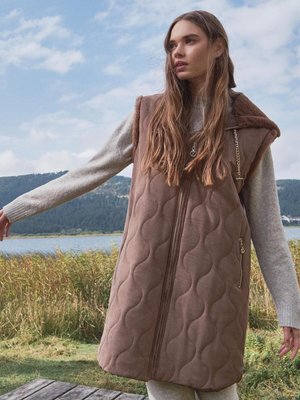 Kapüşonlu Kürk Detaylı Vizon Yelek Y